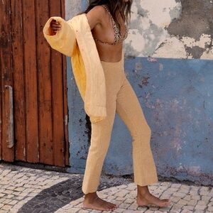 Billabong Corduroy yellow Pants